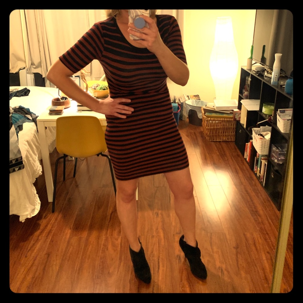 Lula Roe sheath dress horizontal stripe